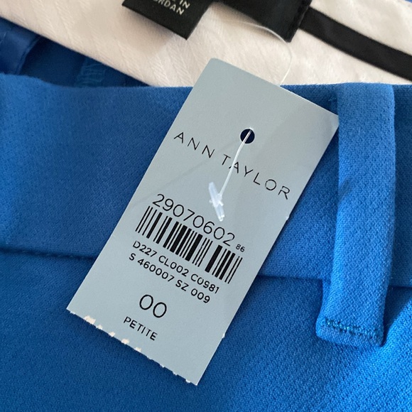 Ann Taylor blue slim leg crop pants - Picture 7 of 7